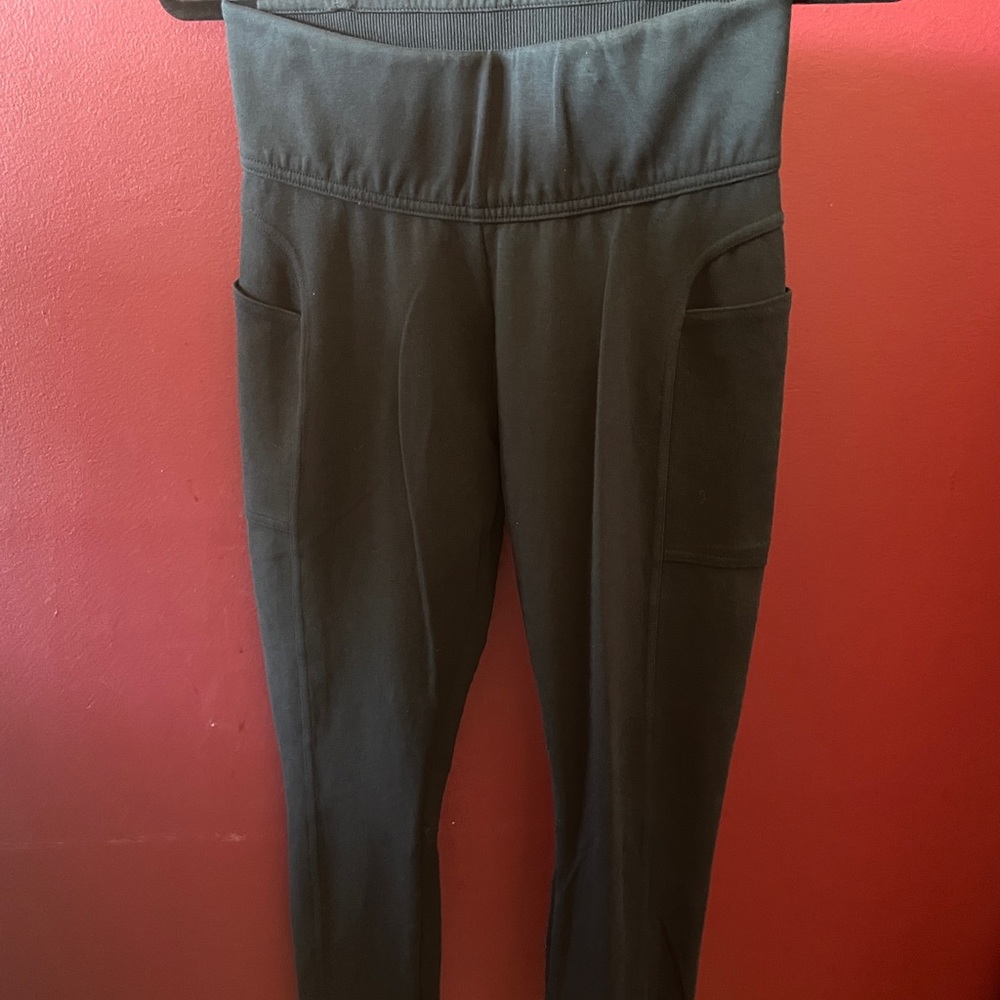 Nike NWOT Size M Navy Logo Pants With Side Pockets & Elastic Waist & Leg Bottoms